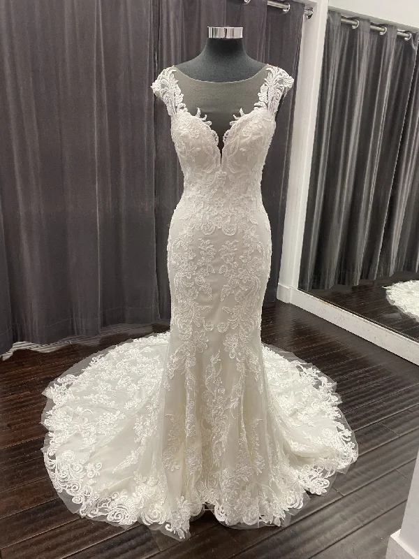 Limited Availability Casablanca 2382