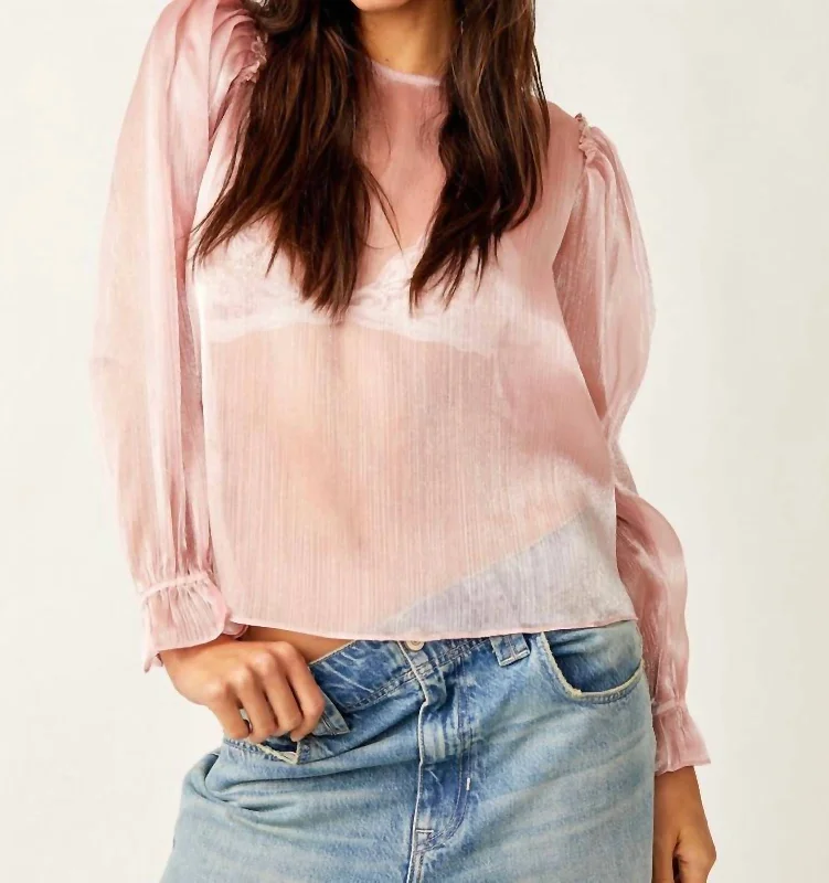 Act Fast Freya Frost Top In Pink