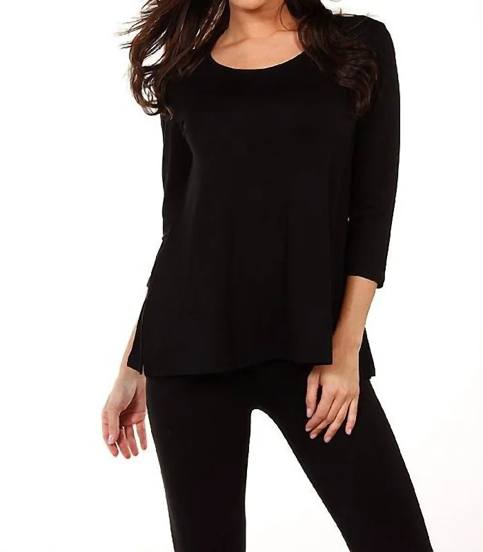 Steals and Deals Long-Sleeve Tunic In Black