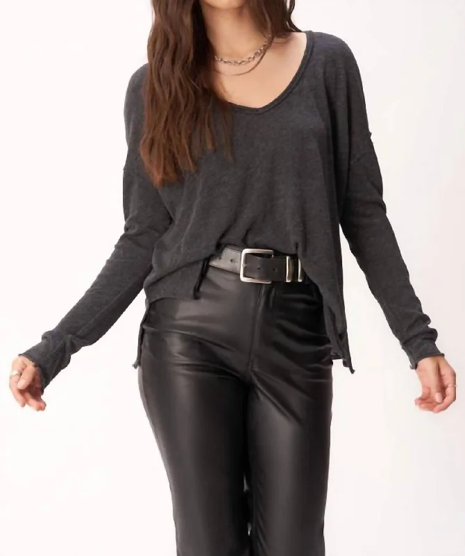 Savings Galore Mae Textured Relaxed V-Neck Long Sleeve In Black
