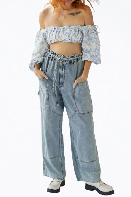 Hot Deal Maisie Cropped Floral-Print Top In Blue
