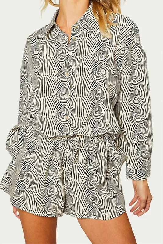 Customer Appreciation Sale Oversized Zebra-Print Textured Shirt In Beige/black