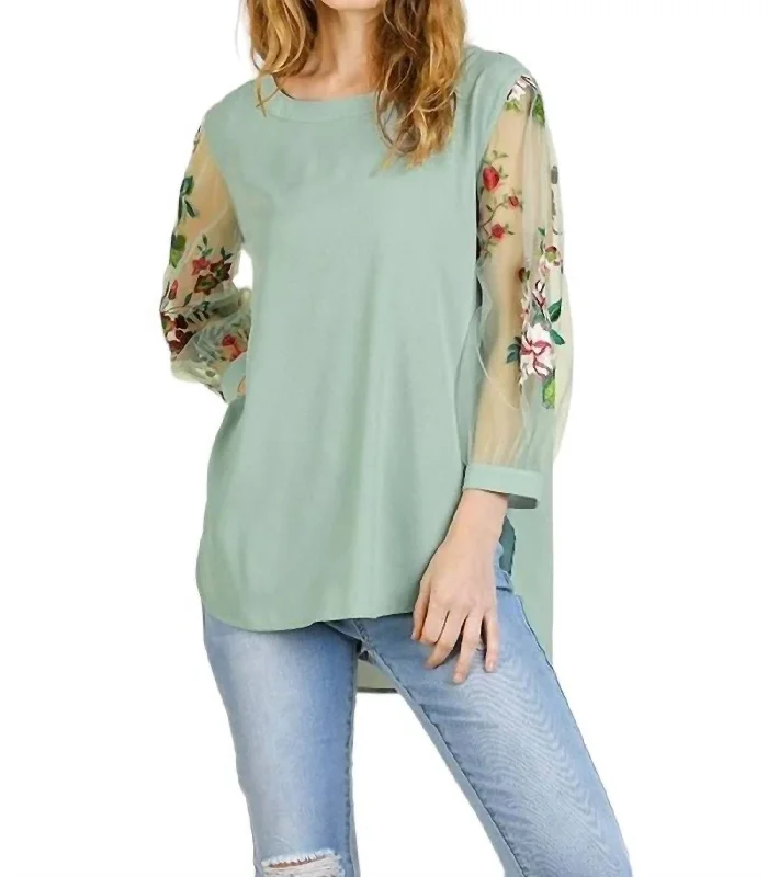 Seasonal Sale Zinnia Floral Top In Dusty Mint