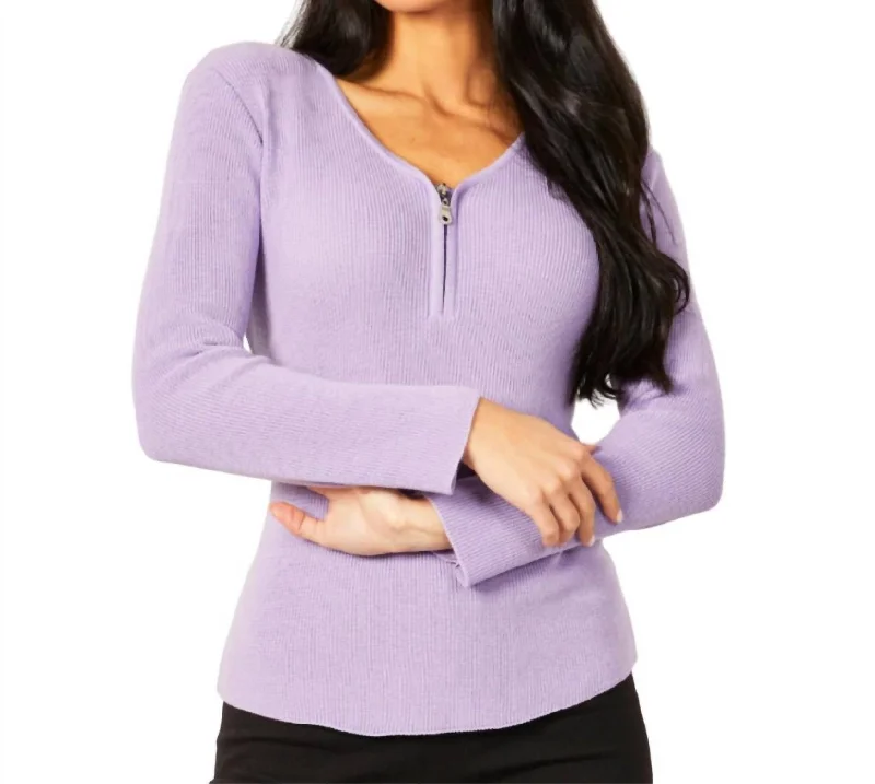 New Deals Zip V-Neck Top In Lilac