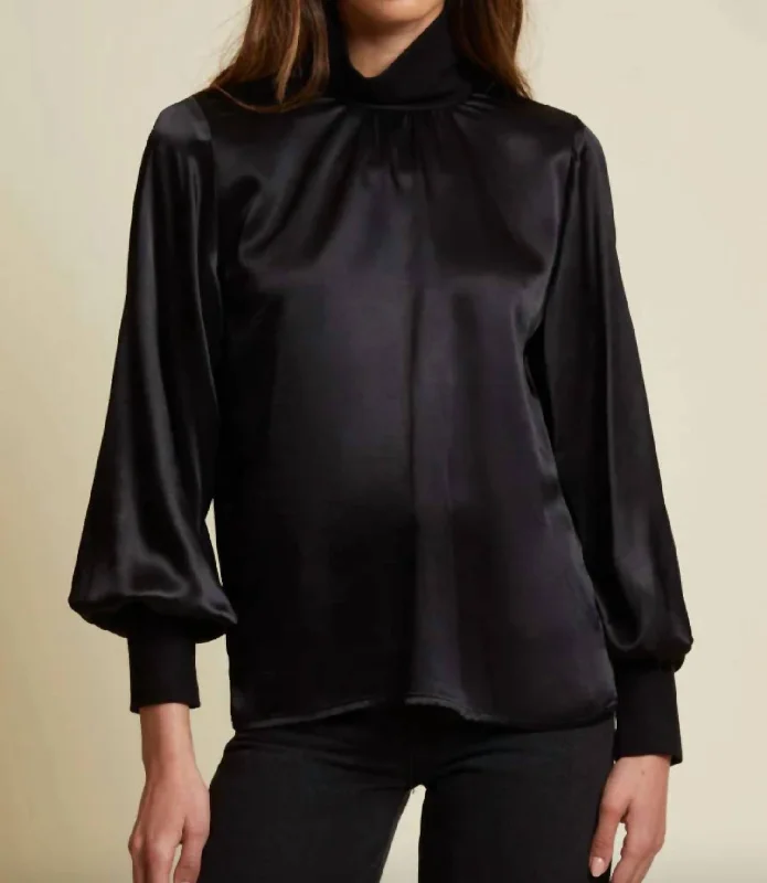 Price Drop Anne Feminine Turtleneck In Black