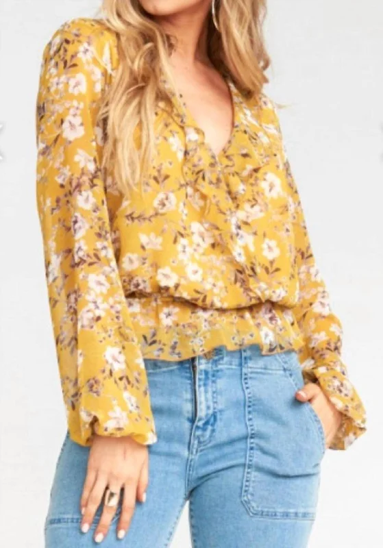 Instant Discount Brewster Top In Flirtin Floral