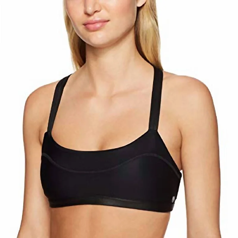 Weekend Deal Camera Move Top In Black