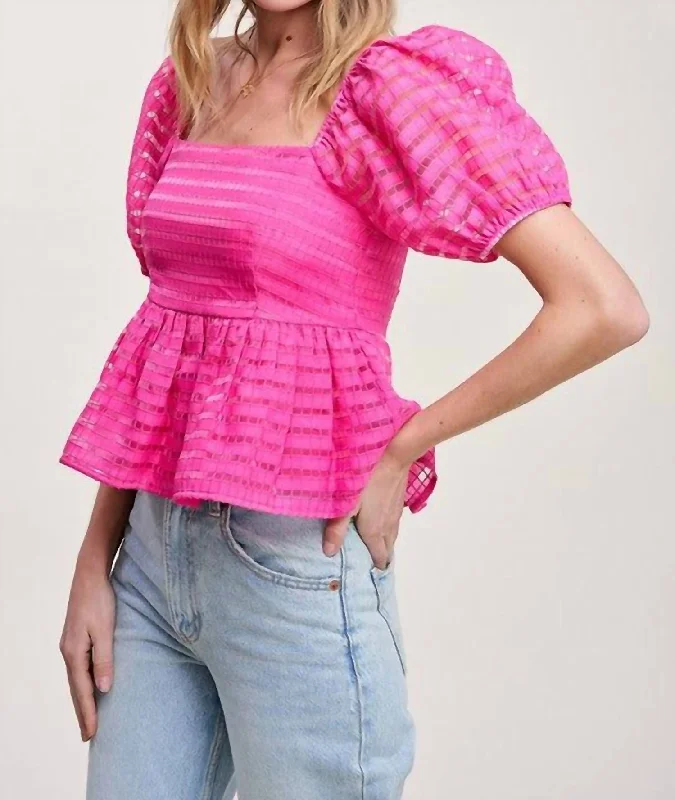 Hurry In Confidently Cute Top In Fuchsia