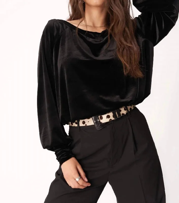 Huge Discounts Hazy Velvet Long Sleeve Top In Black