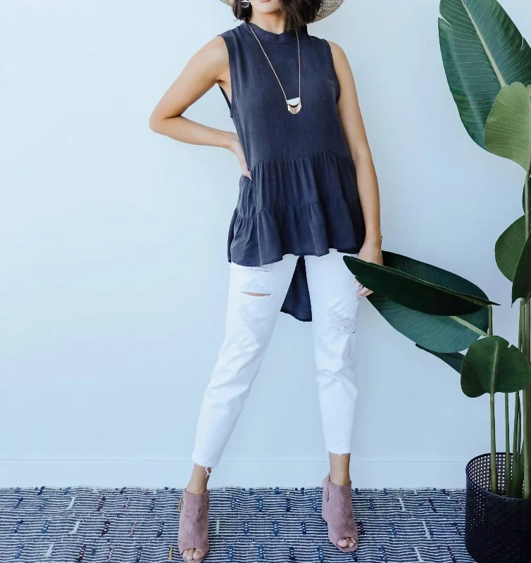 Super Sale Highs & Lows Sleeveless Top In Charcoal