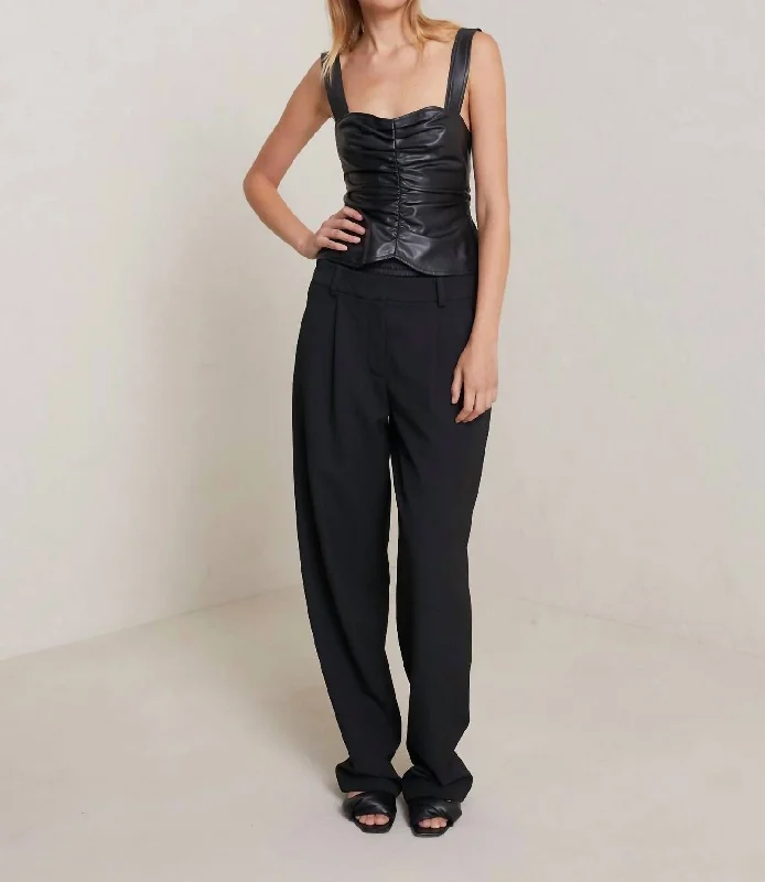 Deal Explosion Lauryn Top In Black
