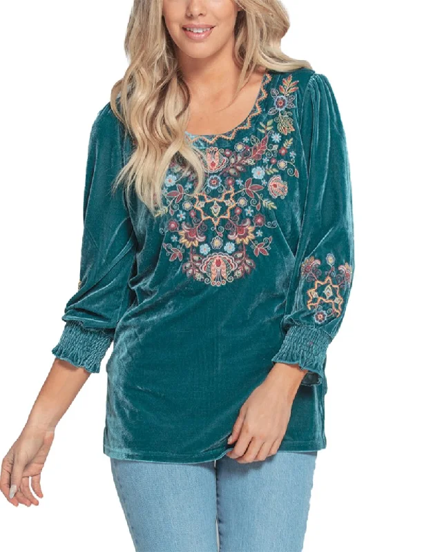 Super Deal PAPARAZZI Stretch Velvet Blouse