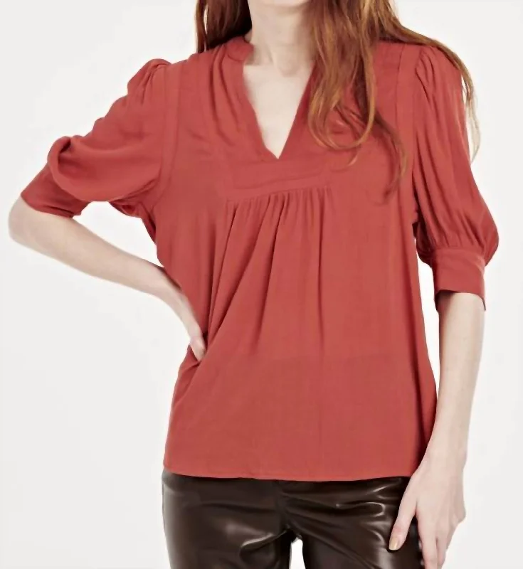 Referral Discount Persimmon Top In Raven