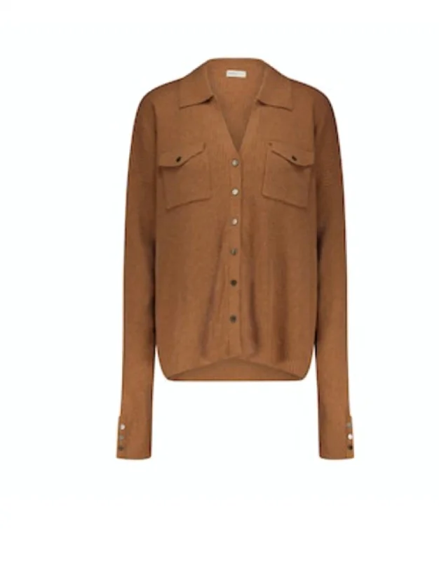 Don't Wait Ribbed Top With Pockets In Dark Vicuna