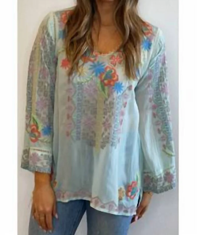 Price Reduction Riveda Blouse In Seafoam