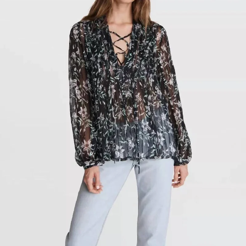 Early Access Sachi Floral Viscose Top In Blue Floral