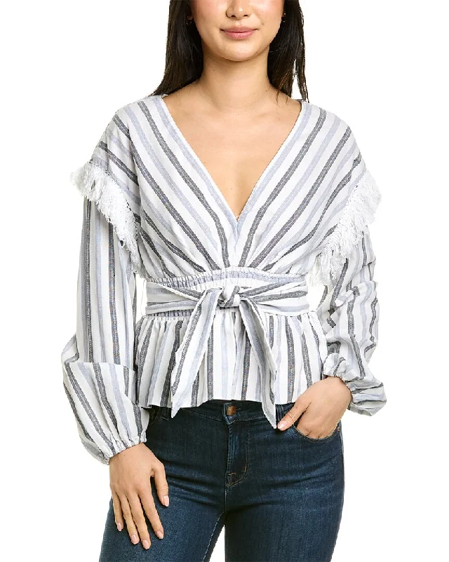 Get It Before It’s Gone Saylor Jil Linen-Blend Top