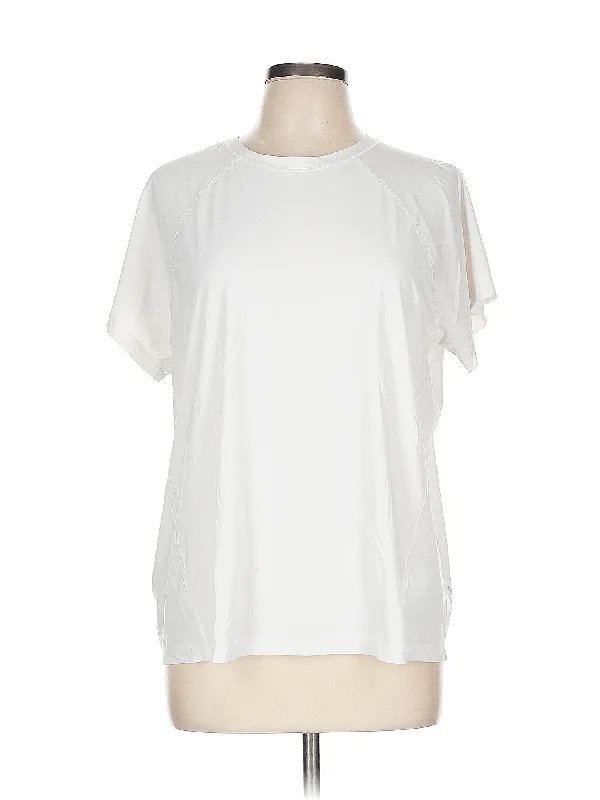 Deal Mania Short Sleeve T Shirt
