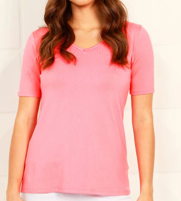 Last Chance Short Sleeve V-Neck T Shirt In Coral