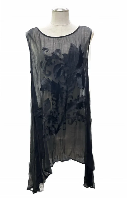 Don’t Miss Out Sleeveless Hi/lo Top In Black