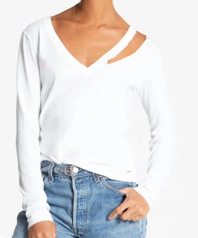 Super Deal Vicki Tee In White